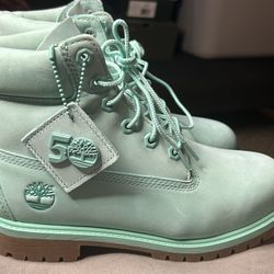 Timberland 50th Teal Boots Youth Size  4.5 NEW!