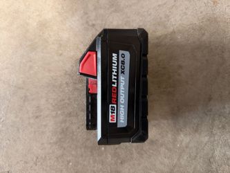 MILWAUKEE 18V XC8 BATTERY