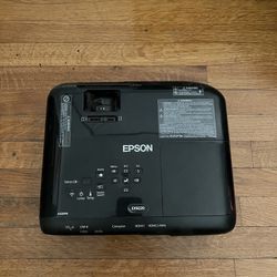 Epson EX9220 Projector