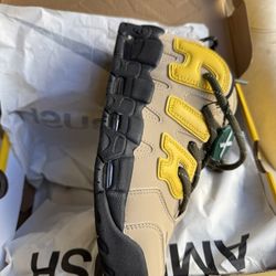 SALE!!!! Sneakers Size 10 US Men Brand $150 