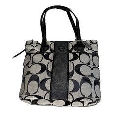 Coach Signature Logo Carryall Black And Gray No. H1(contact info removed)71 (AUTHENTIC)