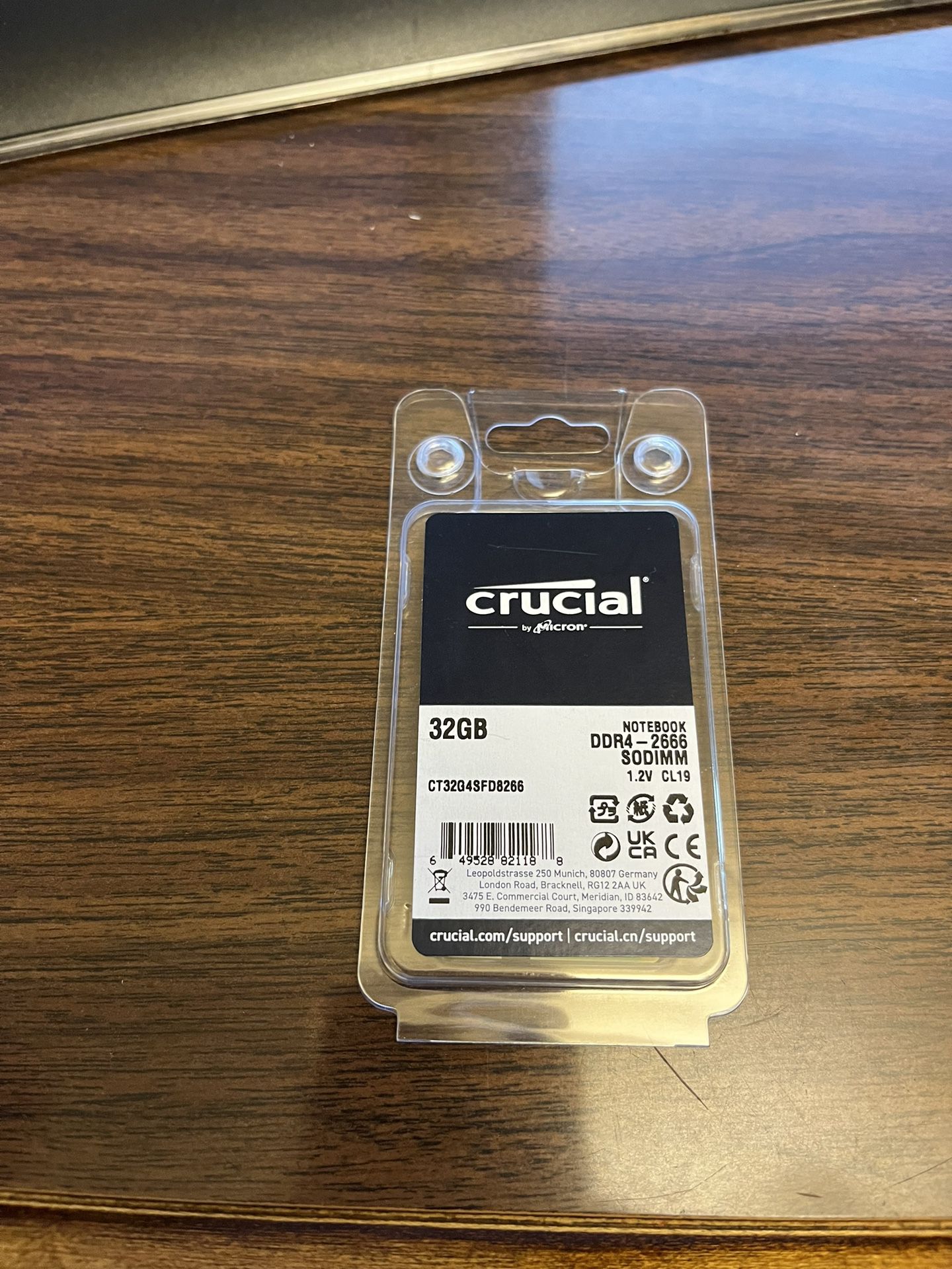 New! Crucial 32GB DDR4-2666 sodimm