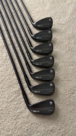 Taylormade P•790 Blacked-Out Iron Set – 4-PW | Dynamic Gold 105 S300 | 