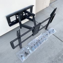 New In Box $40 Full Motion 37-75 Inches TV Wall Mount Bracket Dual Arms Swivel Tilts Max 110lbs 