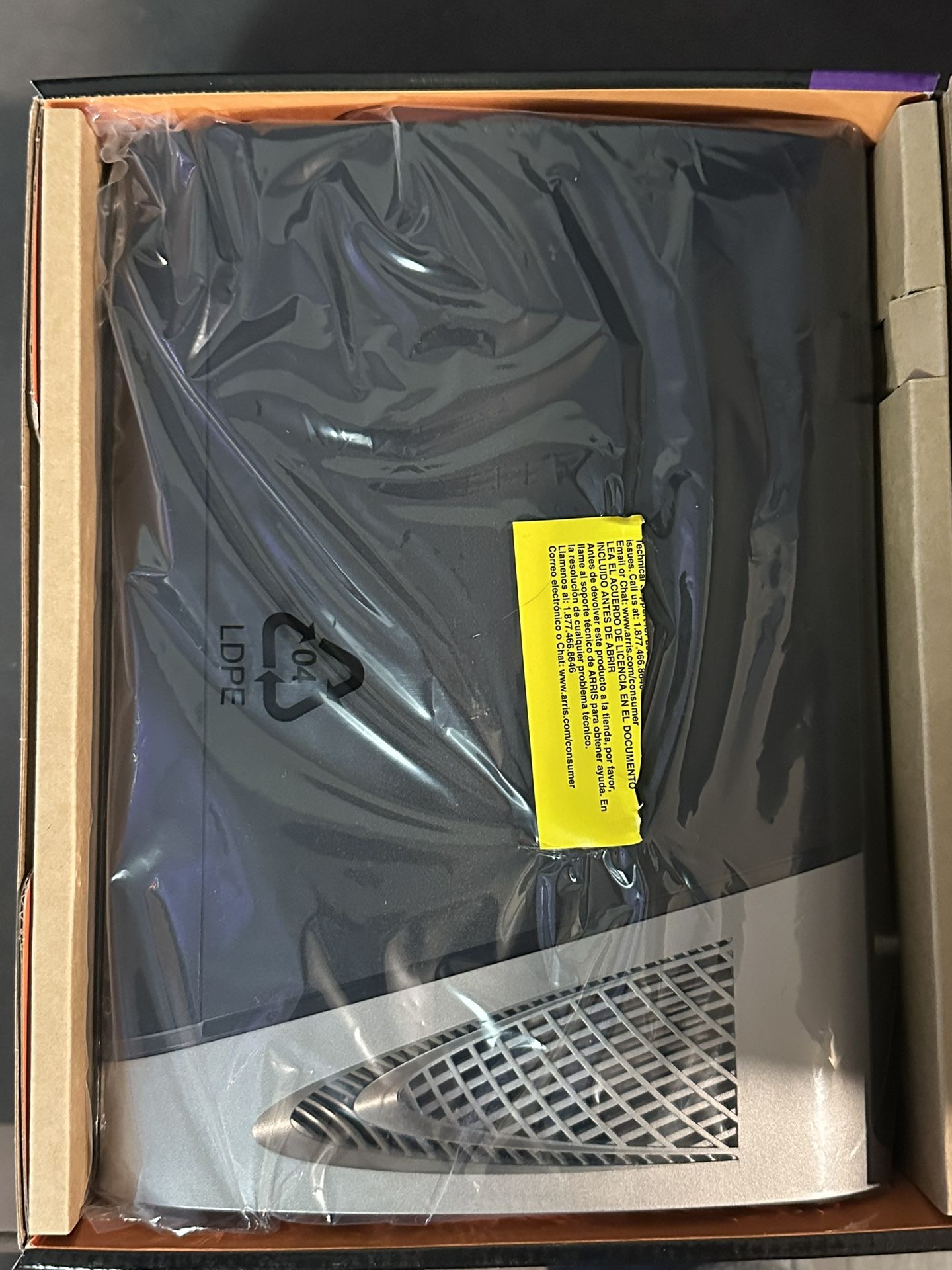 Arris G54 Surfboard Docsis 3.1 Wi-Fi 7 Cable Modem Router  