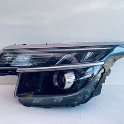 2021-2024 KIA SELTOS LEFT DRIVER SIDE HEADLIGHT HALOGEN W/ LED OEM 