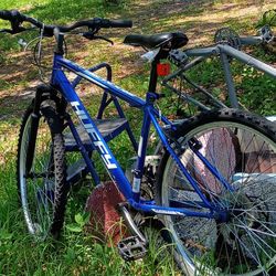 Huffy Bike Blue Must Go Moving Out Of State 
