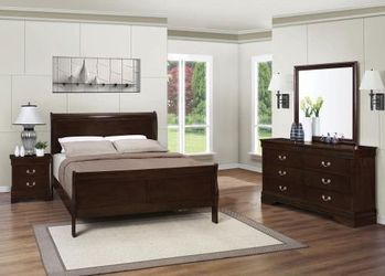 New Bedroom Set King 4 PCs