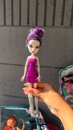 Monster High Fashion Doll  (not free )