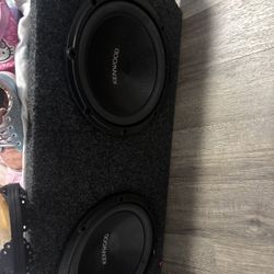 Size 12 Speakers With Amp  Best Offer 