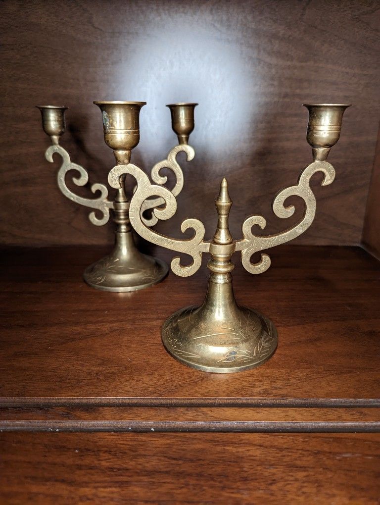 (1) Vintage Engraved Brass 7 Inch Candelabra