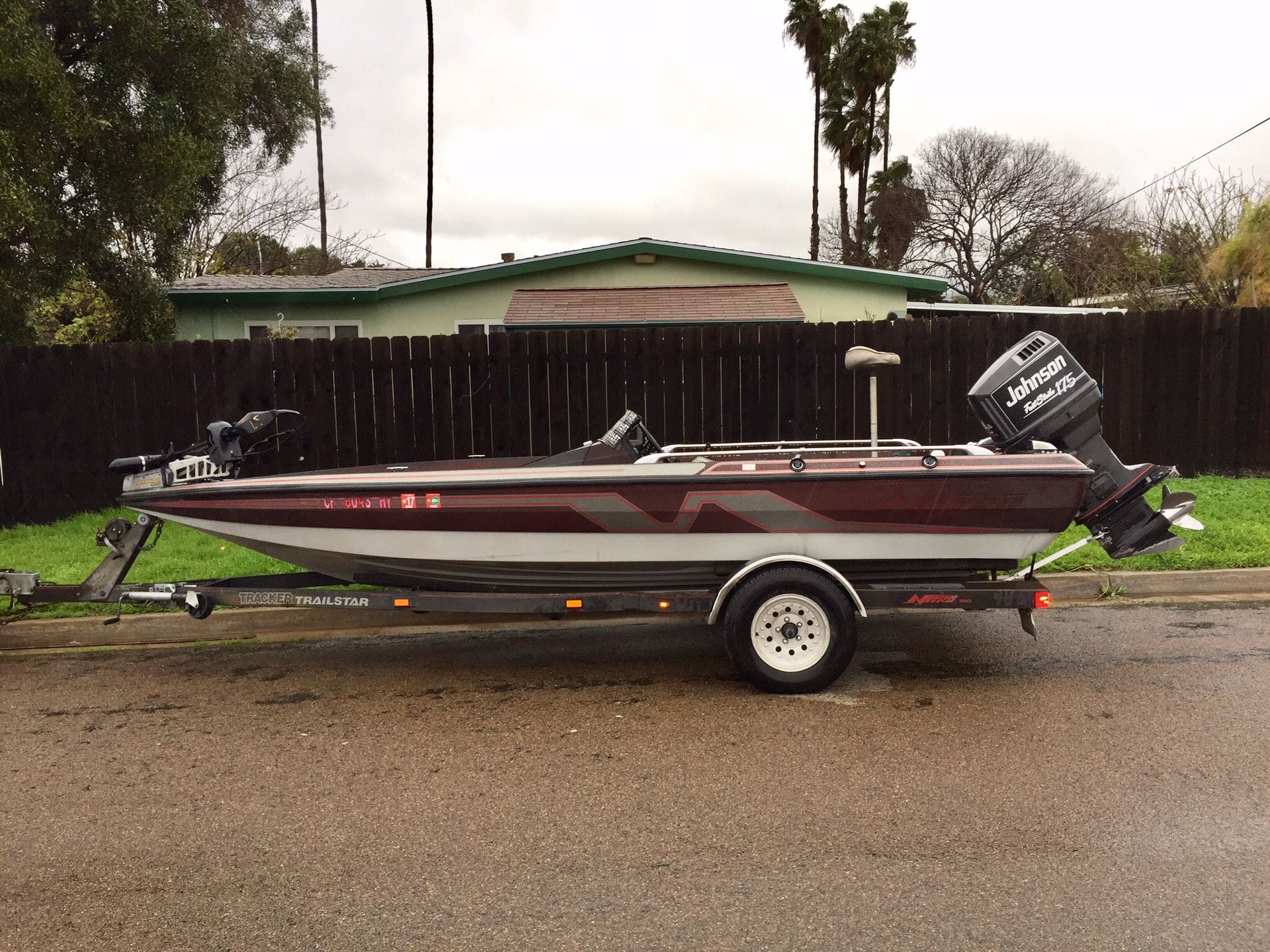 1990 Nitro Bass boat