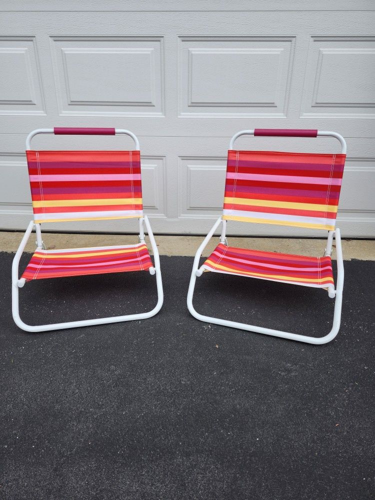 Set of 2 Striped Folding Beach Chairs