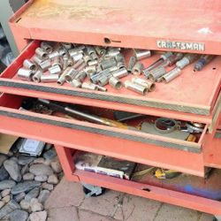 Old Rolling Tool Box With Tools And 4 Nut Organizers 