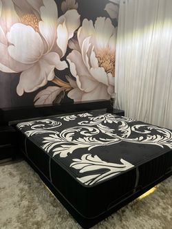 Serta Soothe+ King size mattress