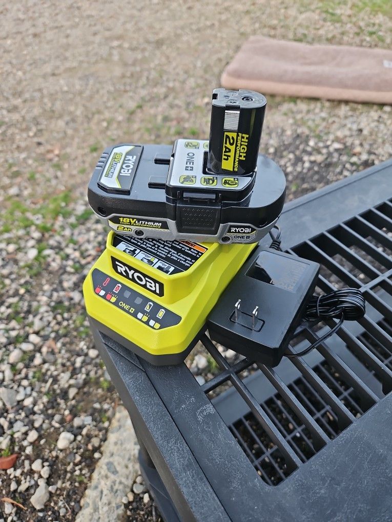 18v Battery And Charger 