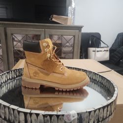 Timberlands Boots Size 4