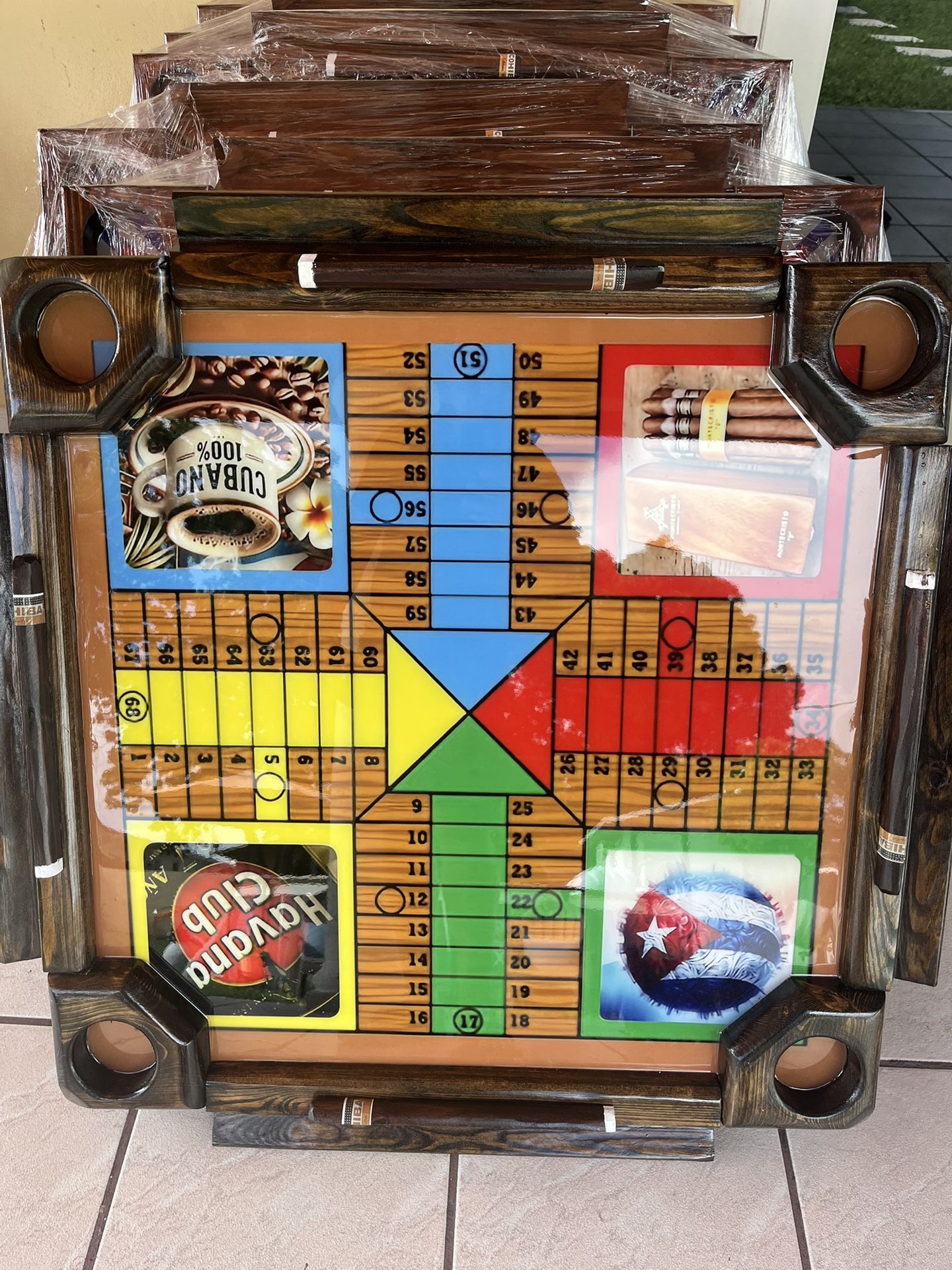 Mesas De Domino