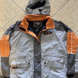 HARLEY DAVIDSON HOODED RAIN COAT JACKET. SIZE MEDIUM. GREAT CONDITION.