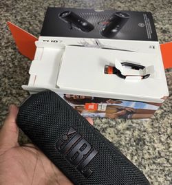 JBL Flip 7
