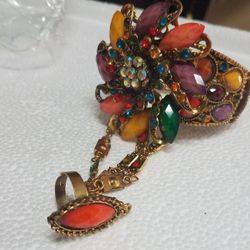 Elegant Ladies Bracelet & Ring