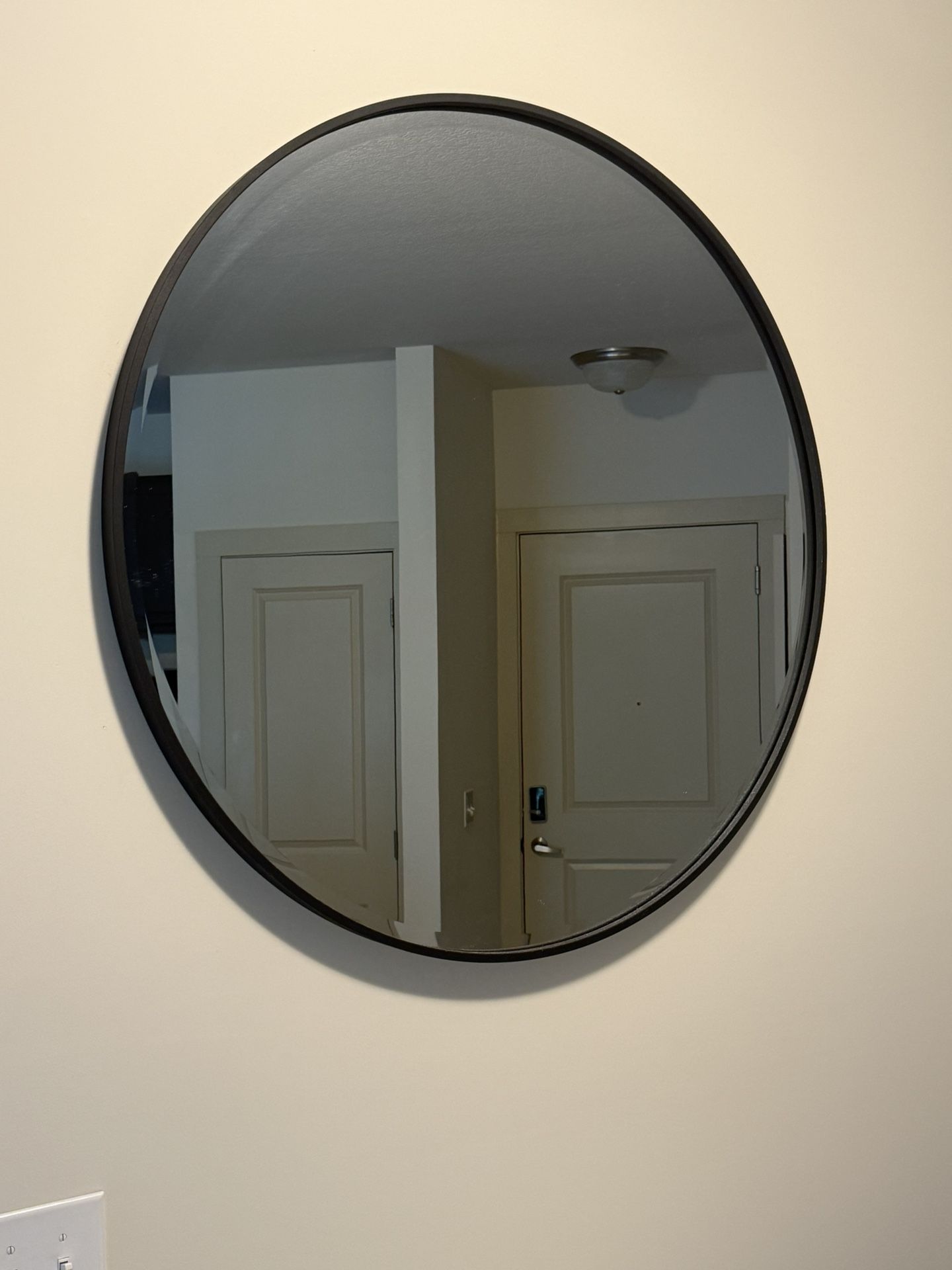 Round Mirror