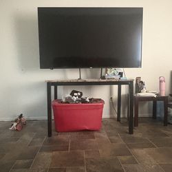 Onn Roku 70 in