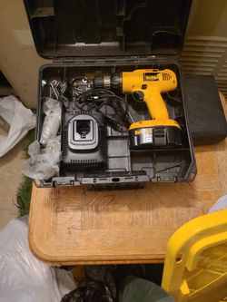 Hammer Drill 18 V W/charger