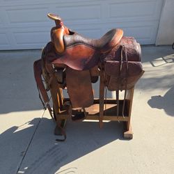 Ellis Western Custom Saddle 