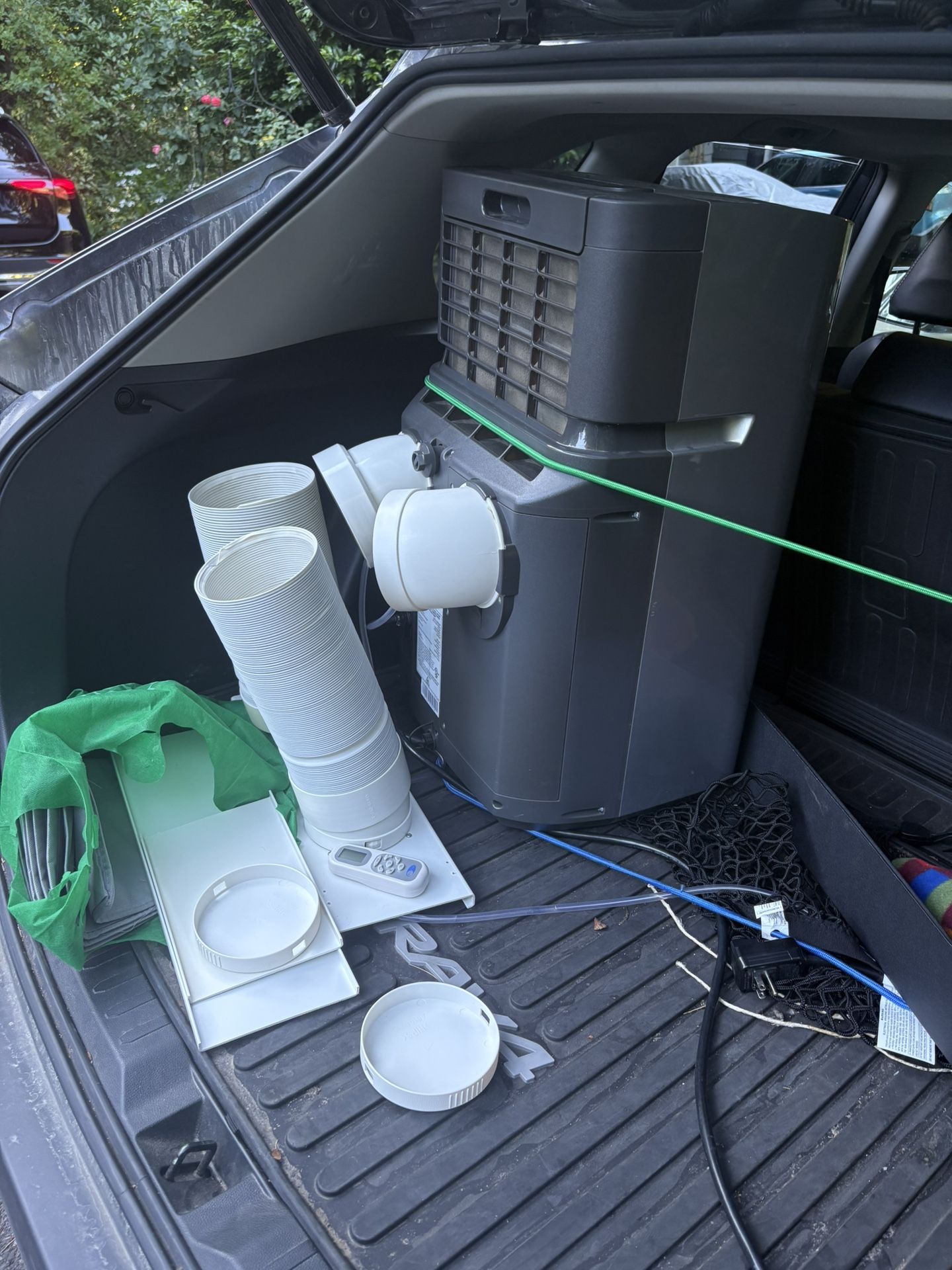 Clean 14000 BTU Portable AC+Heater+Dehumidifier+Fan (delivery avail)