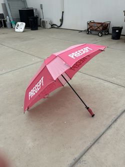 Large pink umbrella 