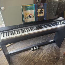 Piano Keyboard 