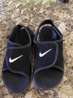 Nike sandals kids