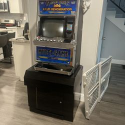 Game King Multiple Games Slot Machine 