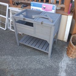 Small Animal Enclosure/ Hutch