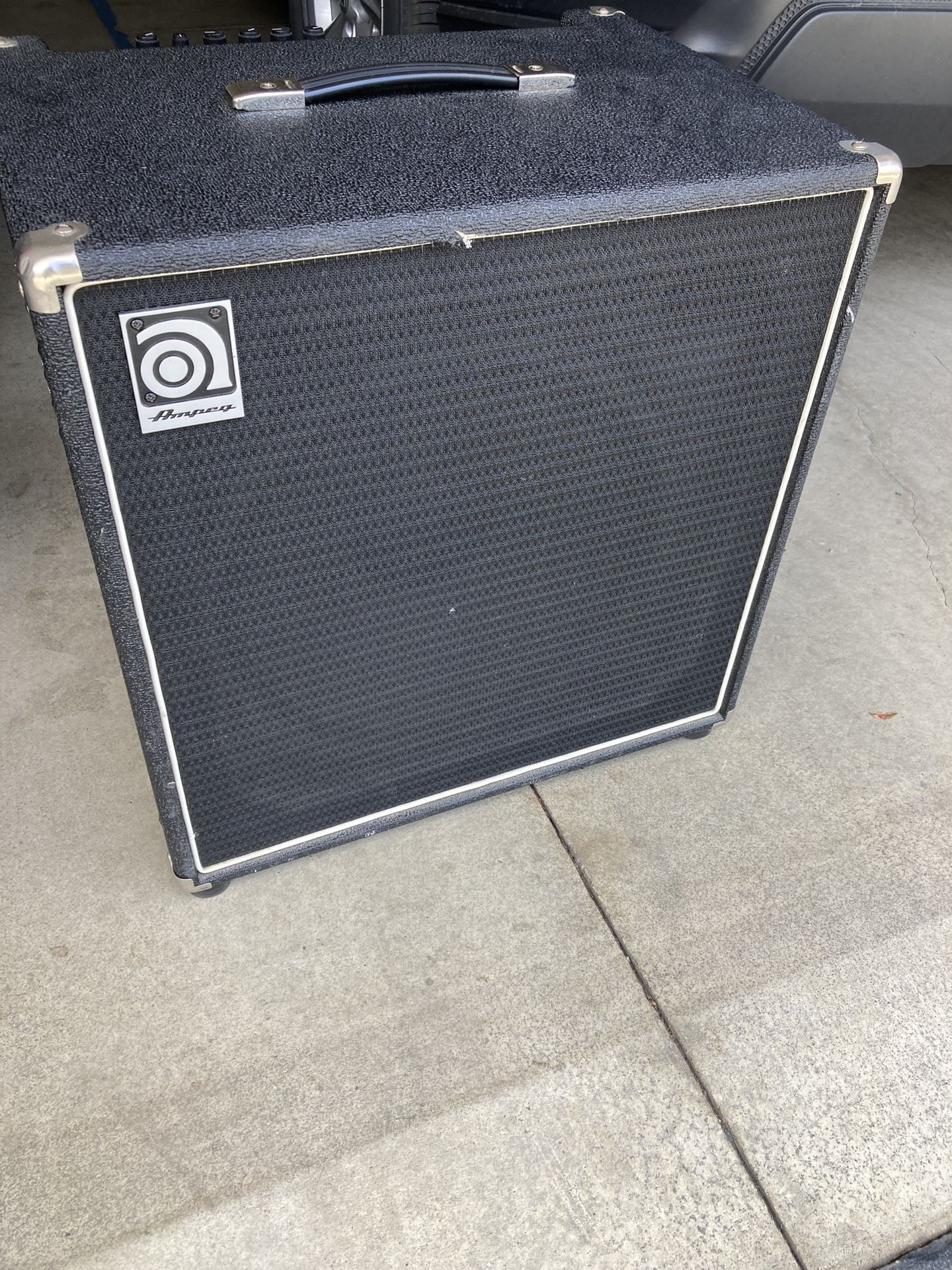 Ampeg BA115HP Bass Amplifier