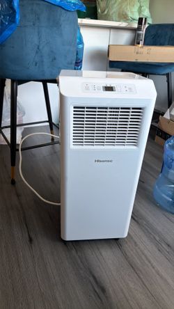 HISENSE 5000 BTU (DOE) 115-Volt Vented Small Room Portable Air Conditoner