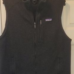Patagonia Mens Better Sweater Vest. Size Large