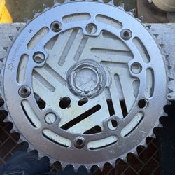 90’s Tuff Neck sprocket / Tioga power disc / Gt Bolts
