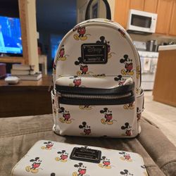 Disneyland women's mickey mouse backpack purse and Matching wallet