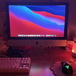 24.5” iMac + Apple Magic Keyboard & Mouse