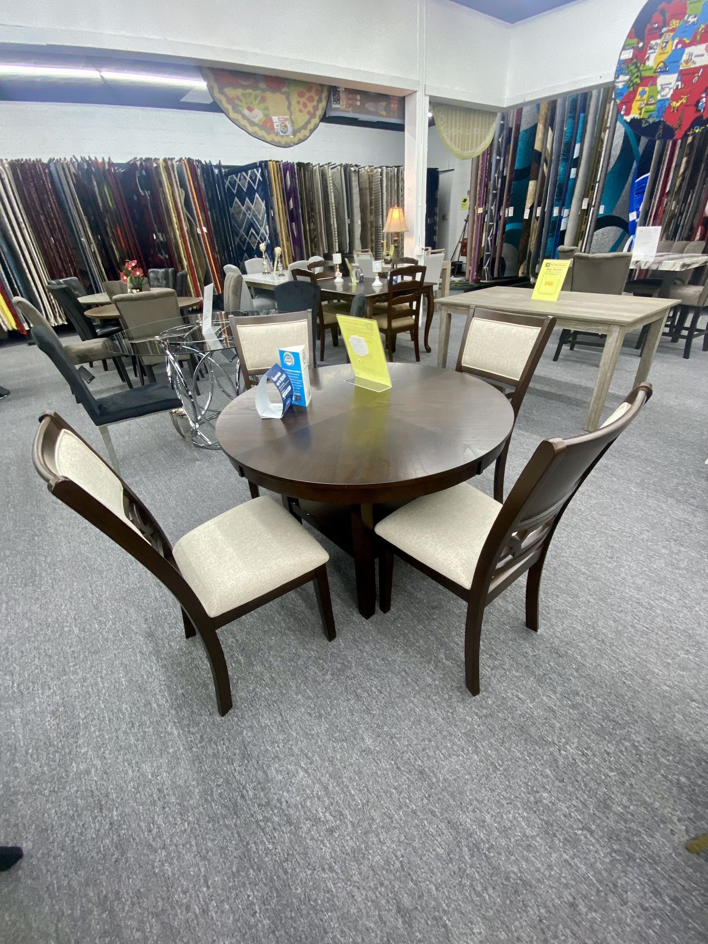 5pc Dinning Table Set $599