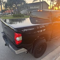 Snugtop Bed Cover (Black)