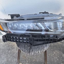 Honda Accord 2018-2022 Right Front Light 