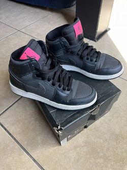 Air Jordan 1 Retro High GG Size 6Y Women’s Size 7.5