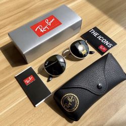 Ray Ban Black Classic real glass lenses Round Gold Frame style Unisex Standard size 50mm w/Accessories Like New