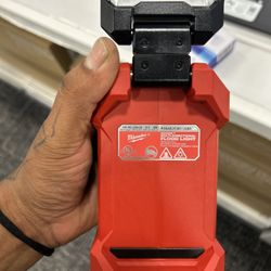 Milwaukee Multi Directional Flood Light 