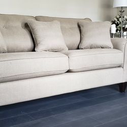 Lazyboy Laurel Sofa & Oversized  Chair