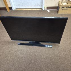 Samsung 40" Smart UHD TV With Remote UN40JU6500F