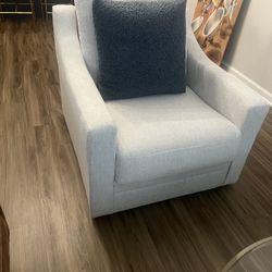 Oversized Arm Chair